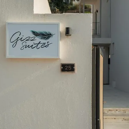 Gizz Apartmanhotel Fethiye