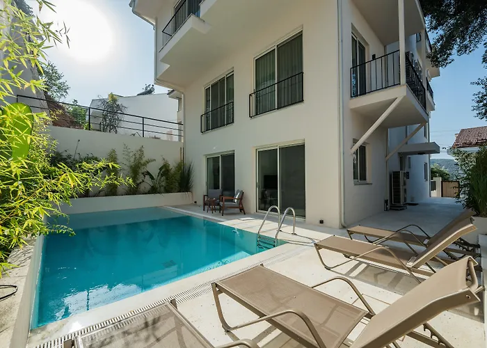 Gizz Ξενοδοχείο με διαμερίσματα 4*